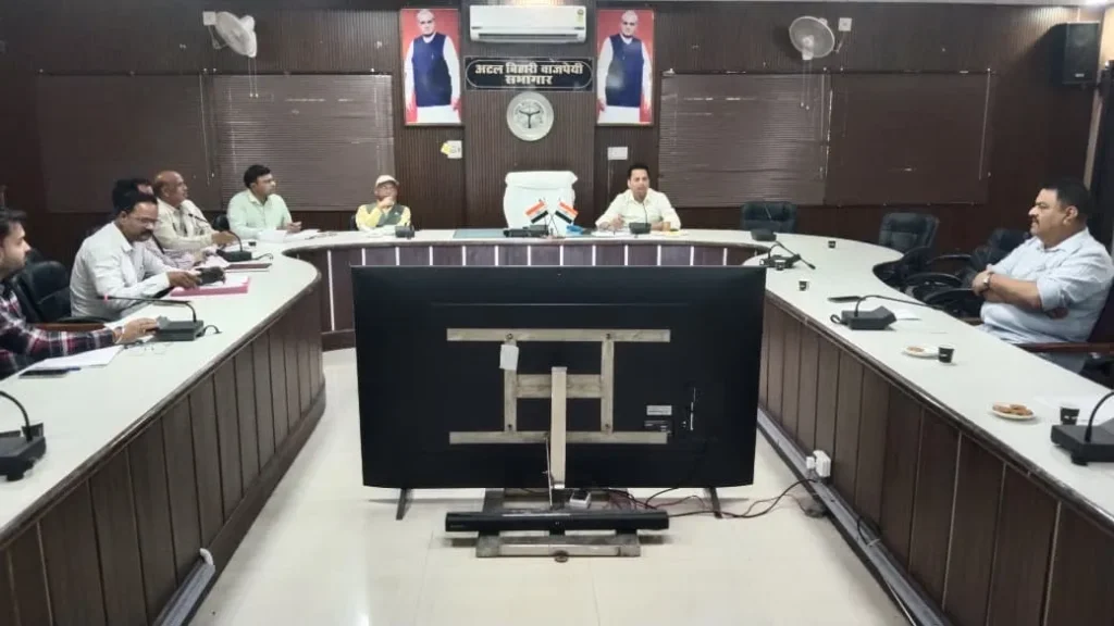 बदायूं-जनपद को मिला 3000 करोड रुपए का लक्ष्य